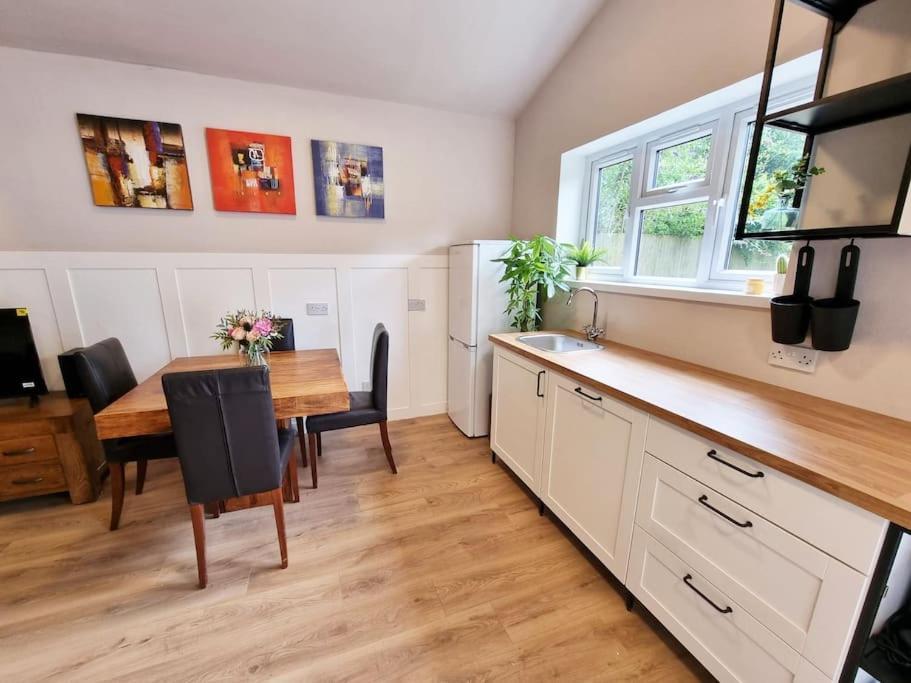 Charming Cottage Next To John Radcliffe Hospital With Free Parking Оксфорд Экстерьер фото